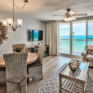 https://pelican-beach-by-nest-in-destin.hotels-destin.com